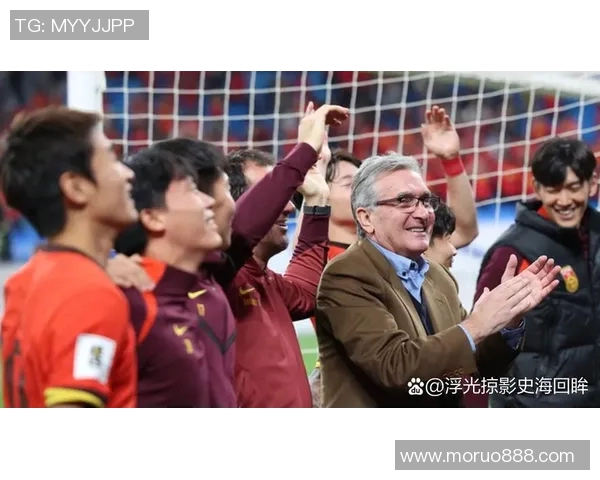 中国足球巴西留学生的成长之路与中巴足球文化的交流探索